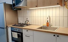 Apartments Pekarska centr - світло є!